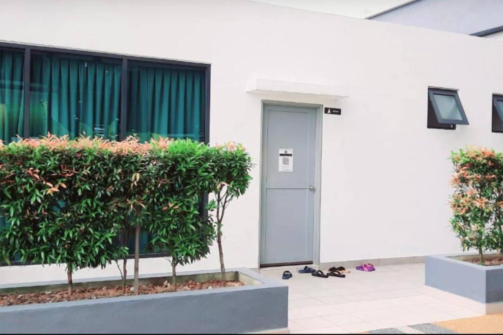 Attractive 3 Bedroom Condo With Pool-D Raudhah Homestay กาจัง ภายนอก รูปภาพ