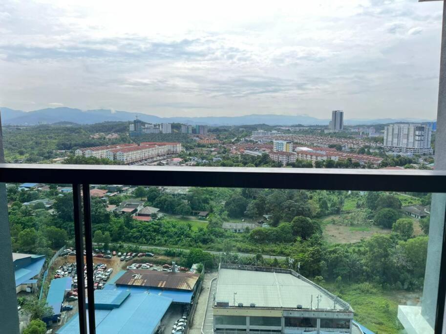 Attractive 3 Bedroom Condo With Pool-D Raudhah Homestay กาจัง ภายนอก รูปภาพ